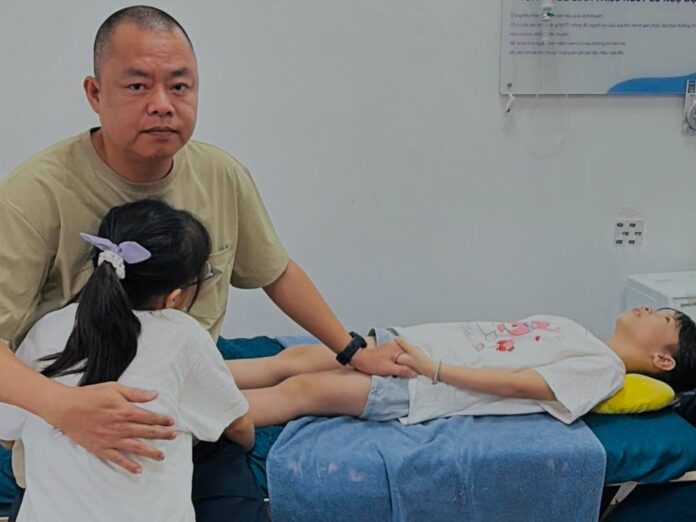 Ly hôn chọn tiền hay chọn con - ảnh đại diện Ly hôn chọn tiền hay chọn con